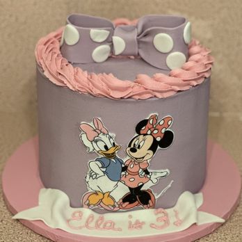 Need Cake - Minnie n Daffy - Custom Cakes Near Me Need Cake - Minnie n Daffy - Custom Cakes Near Me