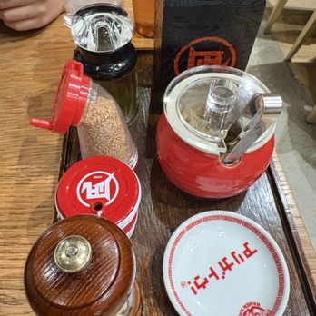 Ramen Nagi - Sauces, bean sprouts and seasoning. - Ramen Near Me - Arcadia, California