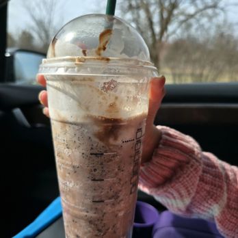 Starbucks - Coffee & Tea Near Me - Hoffman Estates, Illinois Starbucks - Coffee & Tea Near Me - Hoffman Estates, Illinois