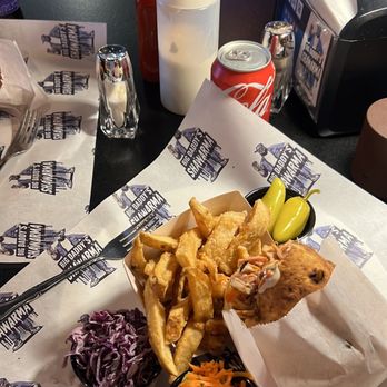 Big Daddy’s Shawarma - Chicken shawarma pita, salads and fries - Mediterranean Near Me - Studio City, California Big Daddy’s Shawarma - Chicken shawarma pita, salads and fries - Mediterranean Near Me - Studio City, California