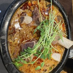 The noodle with beef bones are perfect, it's like a small hotpot, love it