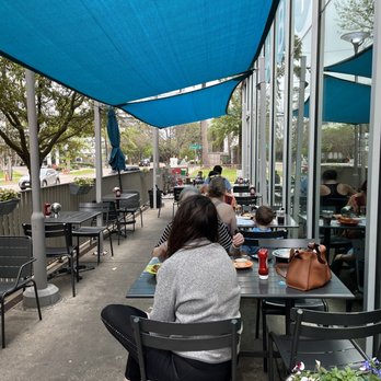 Barnaby's Cafe - American Near Me - Houston, Texas