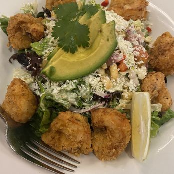 Bennett's Westside Grill - Salt and pepper shrimp tostada salad - American Near Me - Rocklin, California