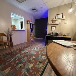 Murrysville Acupuncture - Office and waiting area