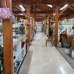 Pine Hills Antique Mall - Interior.