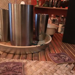 W - Der Imbiss - Ready for a drink?