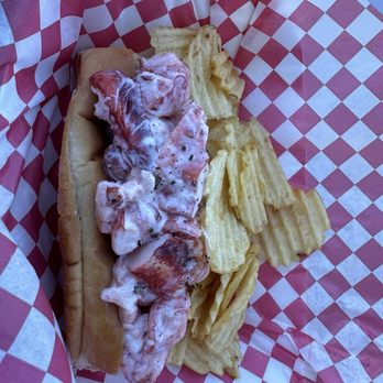 The Bucking Lobster - Original lobster roll - Food Trucks Near Me - Northeast Harbor, Maine