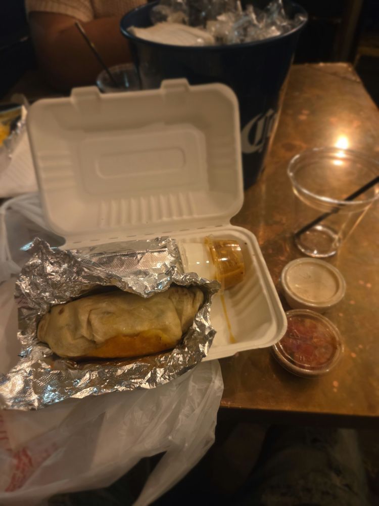 Food from Gomez Salsa
