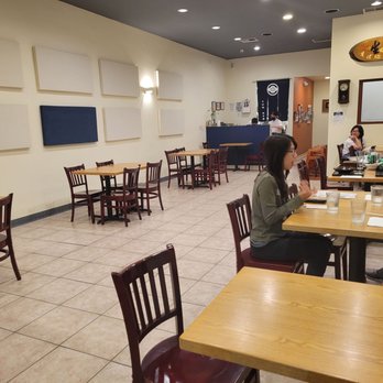 TANAKAYA - Most of the restaurant was empty and yet the waitstaff ignored the line. - Japanese Near Me - Tustin, California TANAKAYA - Most of the restaurant was empty and yet the waitstaff ignored the line. - Japanese Near Me - Tustin, California