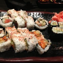 Rolls were really poorly rolled.