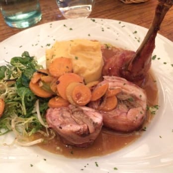 Le Colimaçon - bacon-wrapped rabbit - French Near Me - Paris, 75
