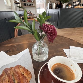 Cafe Duo - Coffee & Tea Near Me - Newtown, Connecticut