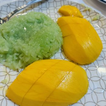 Chili Basil Thai Cuisine - Sticky Rice With Mango (Seasonal) - Thai Near Me - Ventura, California
