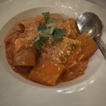 Emilios Ballato - Rigatoni in cream sauce - Italian Near Me - New York, New York