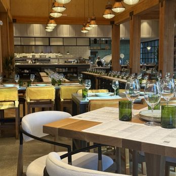 Sixty Vines - New American Near Me - Austin, Texas