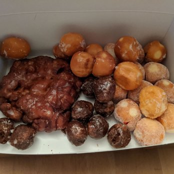 Mr Maple Donuts - Apple fritter and thirty donut holes - Donuts Near Me - Vancouver, Washington Mr Maple Donuts - Apple fritter and thirty donut holes - Donuts Near Me - Vancouver, Washington
