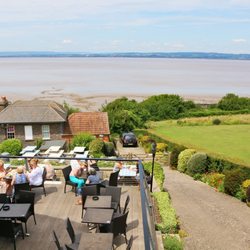 The Windmill Inn - The Windmill Inn - views over the Severn Estuary