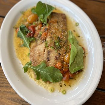 Niner Wine Estates - Halibut - Wine Tasting Room Near Me - Paso Robles, California Niner Wine Estates - Halibut - Wine Tasting Room Near Me - Paso Robles, California