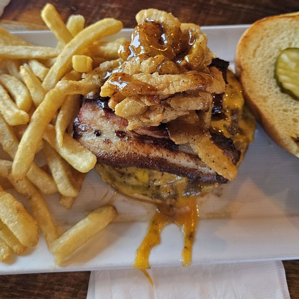 Waterfront Warehouse - Bourbon Burger! - Gastropubs Near Me - Kenosha, Wisconsin Waterfront Warehouse - Bourbon Burger! - Gastropubs Near Me - Kenosha, Wisconsin