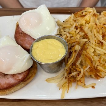 Mornings Breakfast & Brunch - Classic Benny - Breakfast & Brunch Near Me - Indianapolis, Indiana Mornings Breakfast & Brunch - Classic Benny - Breakfast & Brunch Near Me - Indianapolis, Indiana
