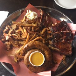 Stuttering John's Smokehouse - Pitmaster Platter