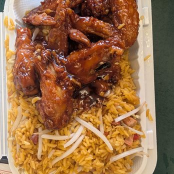 China Wok Chinese Kitchen - Garlic Wings with Fried Rice - Chinese Near Me - Valley Stream, New York