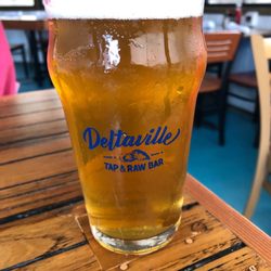 Deltaville Tap & Raw Bar - Chesapeake Ale