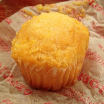 Good Stuff Eatery - Corn bread came with the salad. This was really yummy. - American Near Me - Washington, DC, District of Columbia