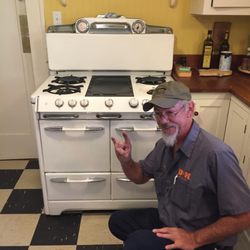 This was such a pleasure to repair. I love the older appliances.
