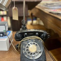 Picker Place Market - Old telephone