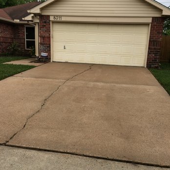 MC Pressure Washer - After cleaning a 30 years old driveway - Pressure Washers Near Me MC Pressure Washer - After cleaning a 30 years old driveway - Pressure Washers Near Me