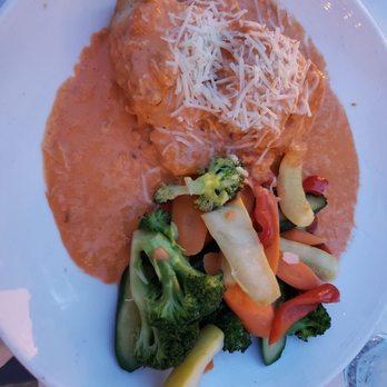 CVI.CHE 105 - Corvina stuffed crab veggies and potatoes. - Seafood Near Me - Miami Beach, Florida CVI.CHE 105 - Corvina stuffed crab veggies and potatoes. - Seafood Near Me - Miami Beach, Florida