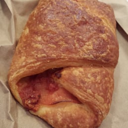 Pepperoni Criossant ($1.65)