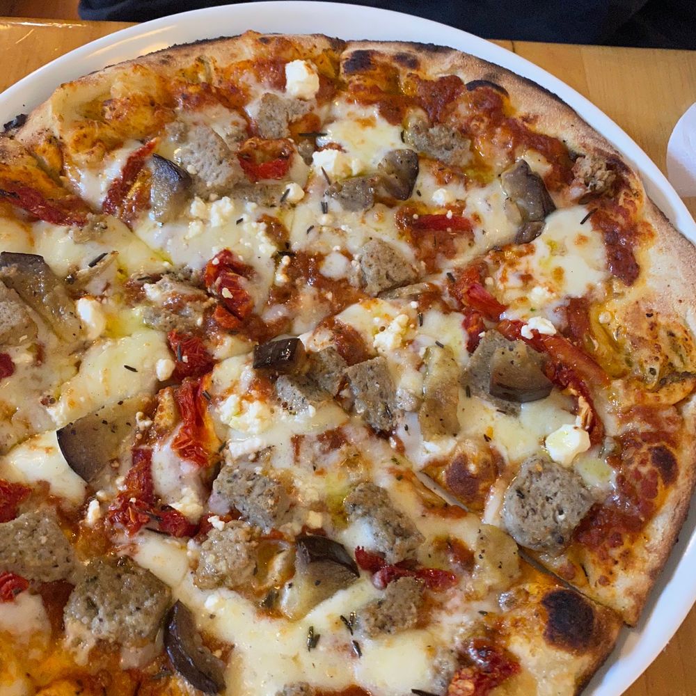 Mi Famiglia - Italian Near Me - Oregon City, Oregon