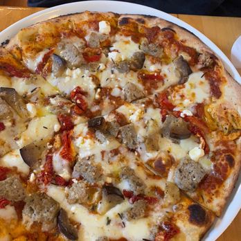 Mi Famiglia - Italian Near Me - Oregon City, Oregon