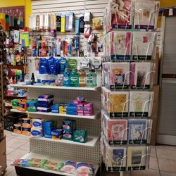 Steeles West Convenience - Cards and Listerine