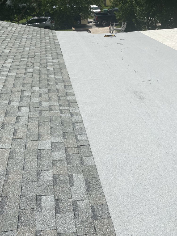 Slide of Duncan Roofing & Pressure Washing