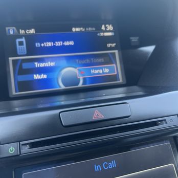 Walgreens - Me on hold multiple times - Cosmetics & Beauty Supply Near Me - Dickinson, Texas