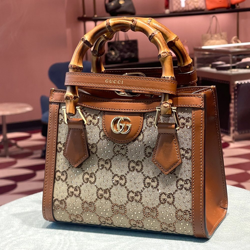 Gucci - Heaven has landed!!! Gucci is in cherry creek mall!!! The store is fabulous!!! - Leather Goods Near Me - Denver, Colorado