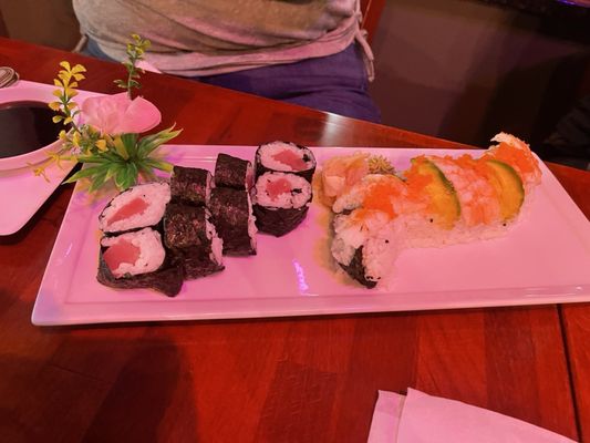 MAKI SUSHI AND THAI RESTAURANT by null