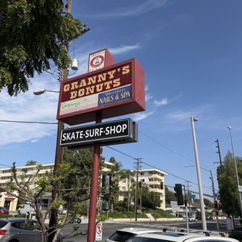 Granny's Donuts - Outside - Donuts Near Me - San Pedro, California