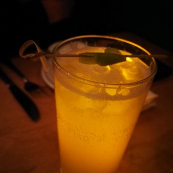 Hélicoptère - Yuzu limonade - Canadian (New) Near Me - Montreal, Quebec