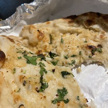 Curry Leaf - Garlic Naan - Himalayan/Nepalese Near Me - Philadelphia, Pennsylvania