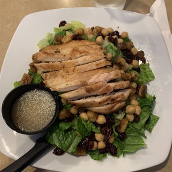 Kristof's Kafe - Kristof house salad added chicken - American Near Me - Davie, Florida