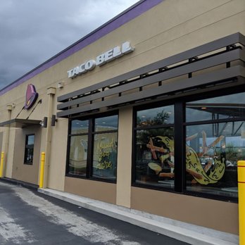 Tampa Bay Window Cleaners - Commercial Window Cleaning - Window Washing Near Me - Dunedin, Florida Tampa Bay Window Cleaners - Commercial Window Cleaning - Window Washing Near Me - Dunedin, Florida