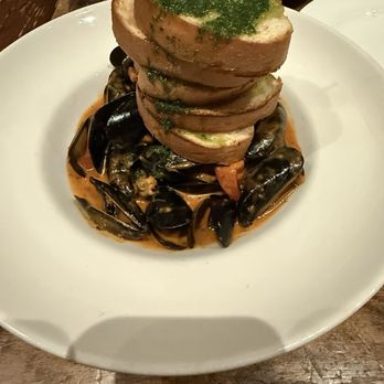 Salt Factory Pub - Mussels - Gastropubs Near Me - Woodstock, Georgia