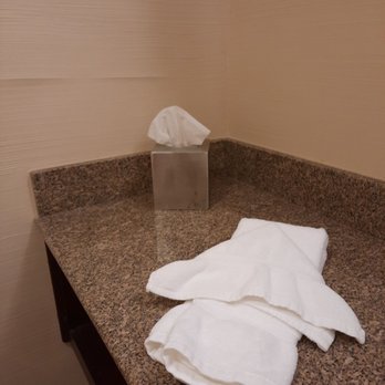 Radisson Hotel Corning - Hotels Near Me - Corning, New York