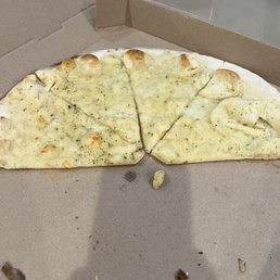 Dry ass awful pizza