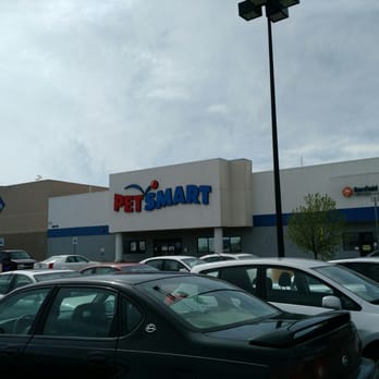 PetSmart - Pet Training Near Me - Independence, Missouri PetSmart - Pet Training Near Me - Independence, Missouri