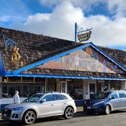 Sluys Poulsbo Bakery - Exterior (1/8/25)